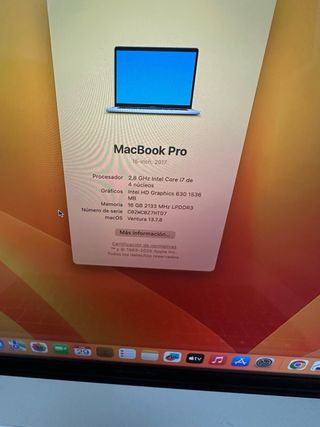 MacBook Pro 15” 2017 i7 16GB SSD 256GB Plata
