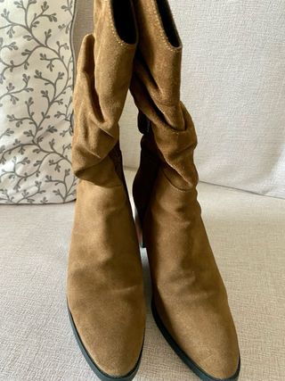 Botas de piel marrones