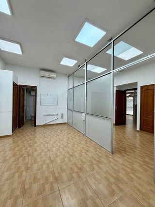 Local comercial en alquiler en Campanar en Valencia