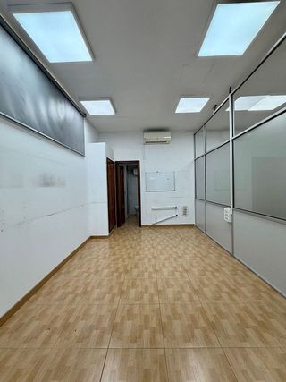 Local comercial en alquiler en Campanar en Valencia