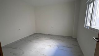 Piso en alquiler en San Ildefonso - Catedral en Jaén