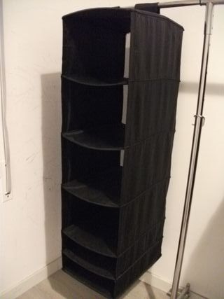 Perchero de pared, cestas contenedores, y otros...