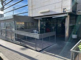 Local comercial en alquiler en Montigalà -Sant Crist en Badalona