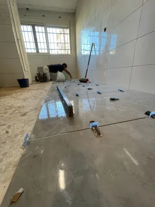 ALICATADO DE PISOS,BAÑOS,COCINAS ETC...