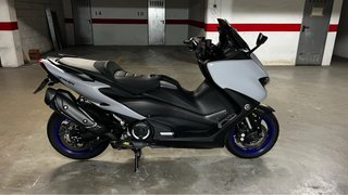 Yamaha Tmax 560 20/21  PRECIO: 10.500€
