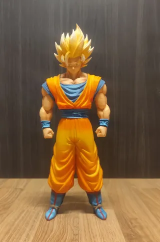 Figura Goku SSJ 2