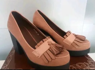 Zapatos tacón plataforma ante rosa talla 38