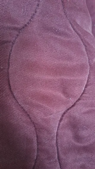 Chaqueta Zara acolchada burdeos Talla M