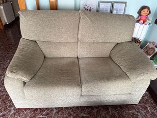 Sofá de 2 plazas beige