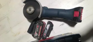 Taladro y radial Bosch en maletín