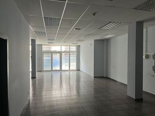 Local comercial en alquiler en Esparreguera