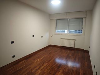 Piso en alquiler en Paseo de los Puentes - Santa Margarita en Coruña (A)