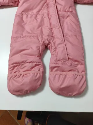 Mono nieve Columbia rosa