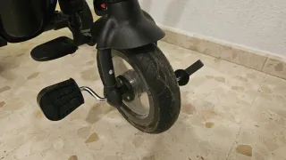 Triciclo infantil Lionelo