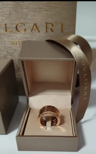 Anillo Bulgari B.zero1