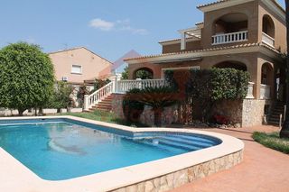 Chalet en venta en El Carme-Sant Agustí-Bonavista en Eliana (l´)