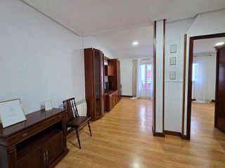 Piso en alquiler en Numancia - San Fernando en Santander