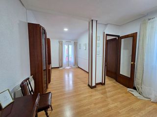 Piso en alquiler en Numancia - San Fernando en Santander