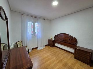 Piso en alquiler en Numancia - San Fernando en Santander