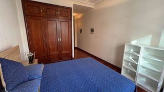 Piso en alquiler en San Pedro de Deusto-La Ribera en Bilbao