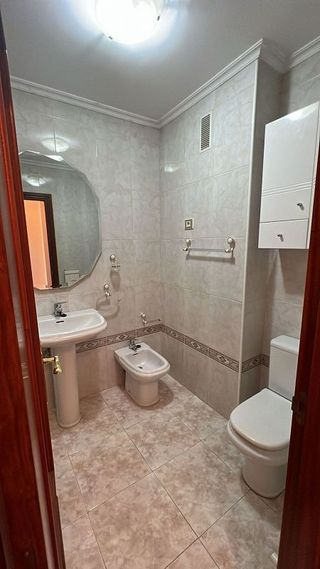 Piso en alquiler en San Pedro de Deusto-La Ribera en Bilbao