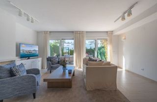 Casa adosada en alquiler en Nueva Alcántara en Marbella