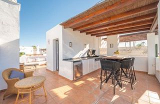 Casa adosada en alquiler en Nueva Alcántara en Marbella