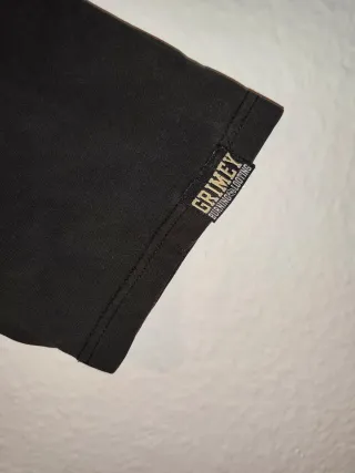 Camiseta Grimey Burning & Looting Negra Logo