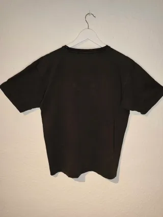 Camiseta Grimey Burning & Looting Negra Logo