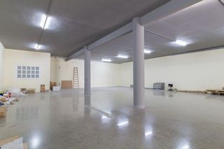 Local comercial en venta en Torrent Ballester en Viladecans