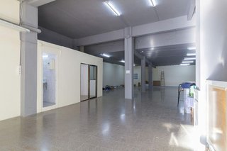 Local comercial en venta en Torrent Ballester en Viladecans
