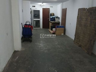 Local comercial en venta en Mariblanca - Villafontana en Móstoles