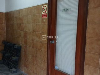 Local comercial en venta en Mariblanca - Villafontana en Móstoles