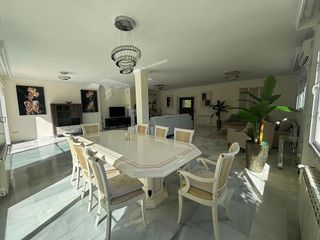 Chalet en alquiler en Elviria en Marbella