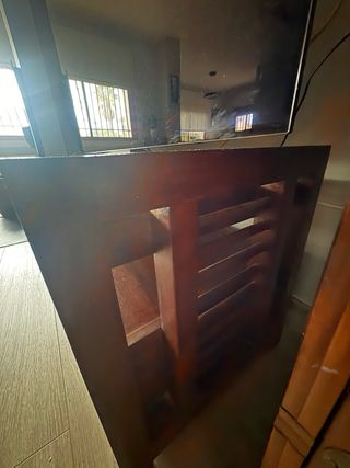 Mueble TV de madera maciza de la tienda Banak