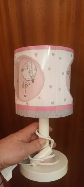 Lámpara infantil bailarina