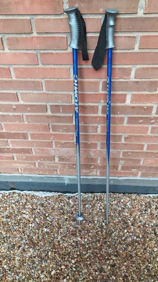 Esquís Quechua All Mountain 100