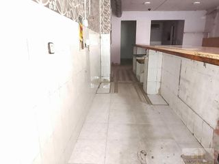 Local comercial en venta en Singuerlín - Can Franquesa - Les Oliveres en Santa Coloma de Gramanet