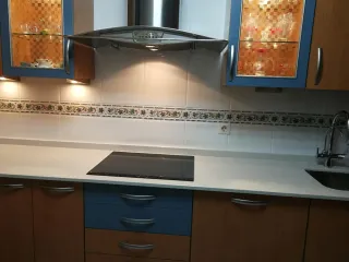 Cocina funcional y espaciosa