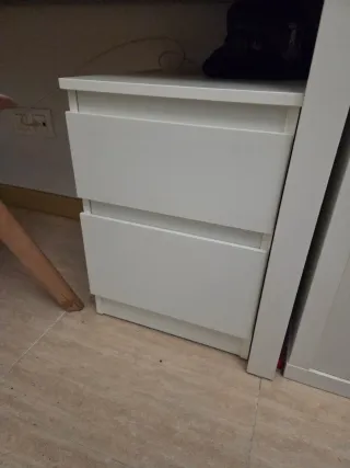 Mesita de noche Ikea blanca