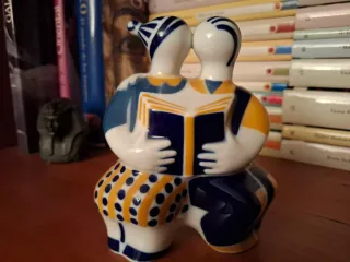 Figura Pareja Lectora Sargadelos