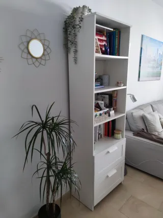 Estantería BRIMNES Ikea como nueva