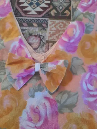 Completo sartoria: blusa + gonna floreale