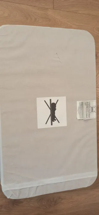 Minicuna Chicco Next2me Magic + colchón + Sábanas