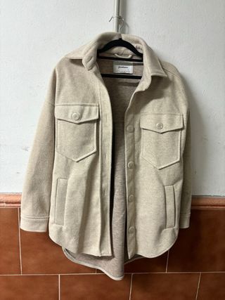 Sobrecamisa Stradivarius Beige Talla M