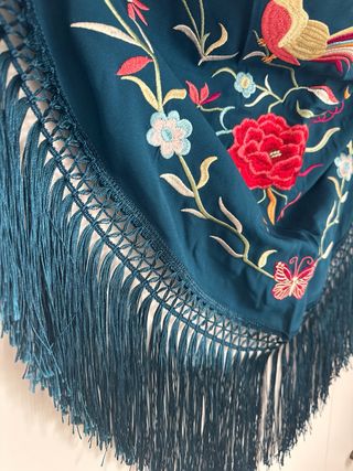 Mantoncillo Flamenco Bordado Azul