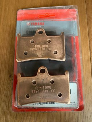 2 Pastillas Freno Delantero Oem Yamaha R1 04-06