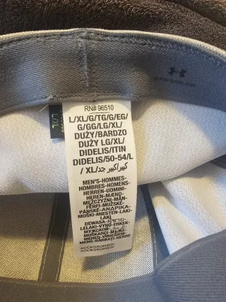 Gorra Under Armour beige,marrón, Nueva