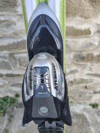 Esquís Atomic SX7 Supercross con fijaciones