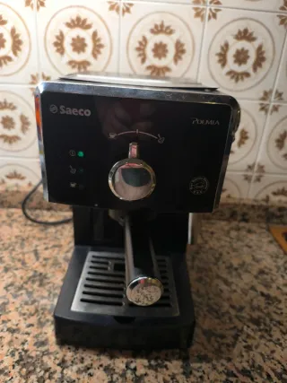 Cafetera Saeco Poemia